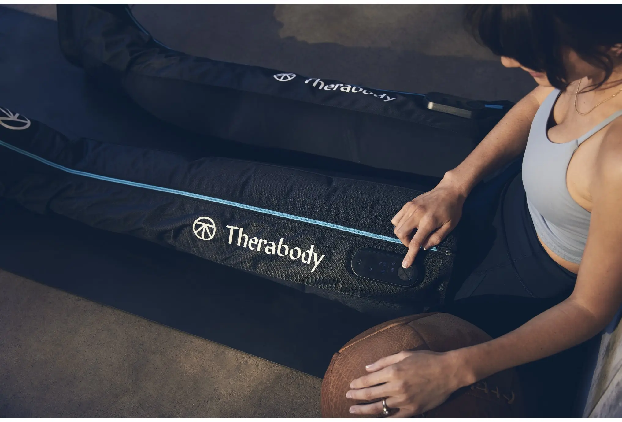 Appareil de pressothérapie Therabody RecoveryAir JetBoots – Image 3